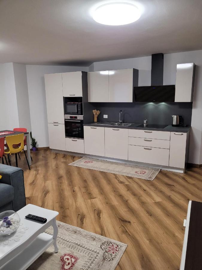 Apartament Casa Luca Mezzana  Zewnętrze zdjęcie