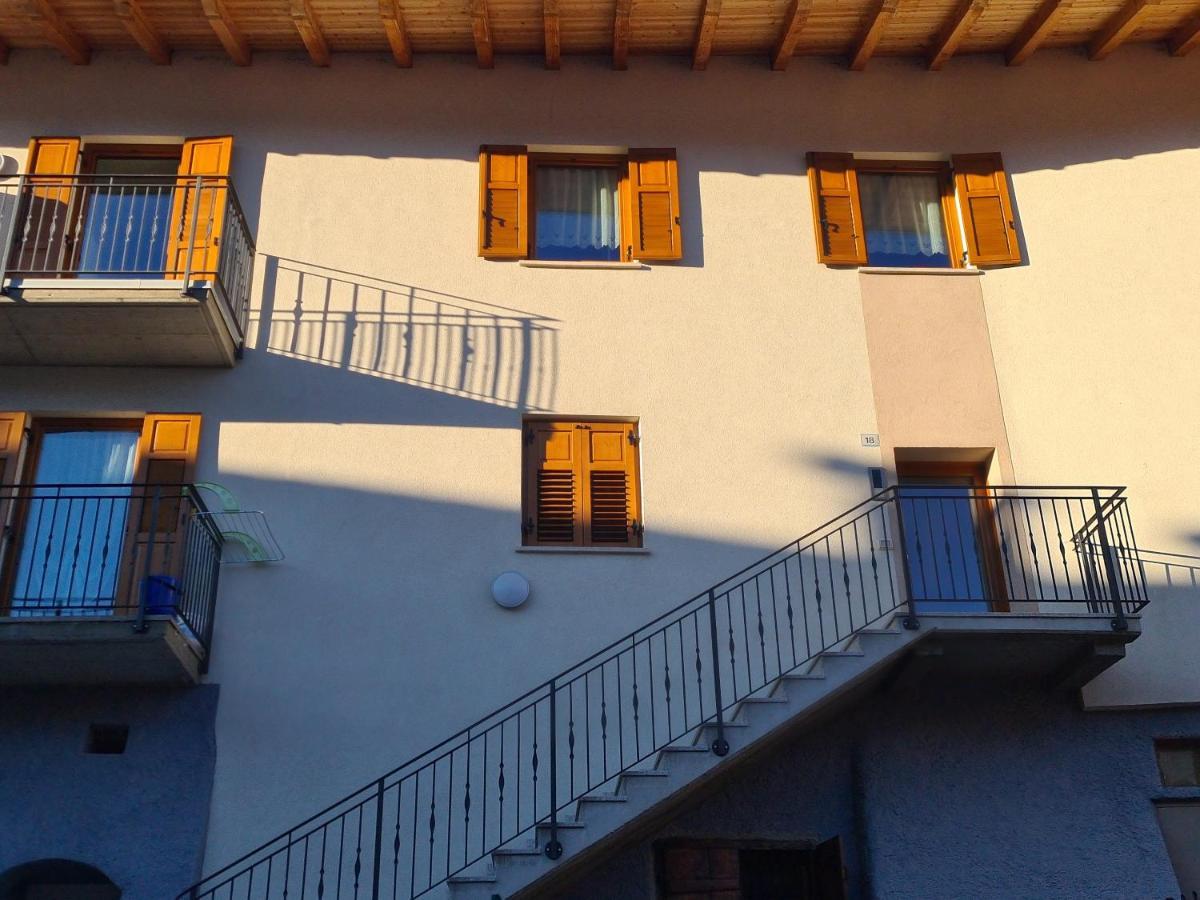 Apartament Casa Luca Mezzana  Zewnętrze zdjęcie